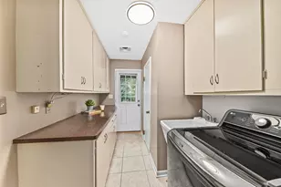 2417 N 117th St, Wauwatosa, WI 53226 - Photo 12
