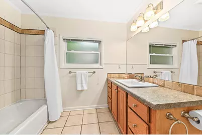 2417 N 117th St, Wauwatosa, WI 53226 - Photo 22