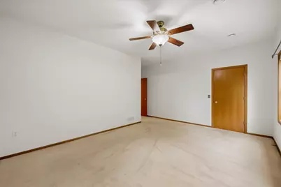 2170  Seminole St, Grafton, WI 53024 - Photo 8
