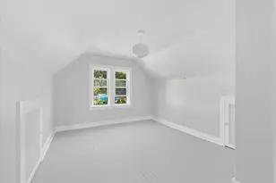 7305 Blanchard St, Wauwatosa, WI 53213 - Photo 8