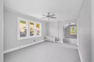 7305 Blanchard St, Wauwatosa, WI 53213 - Photo 6