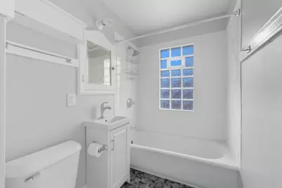 7305  Blanchard St #Upper, Wauwatosa, WI 53213 - Photo 14