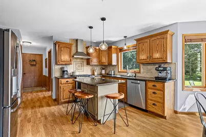 W237N3390  Five Fields Rd, Pewaukee, WI 53072 - Photo 14