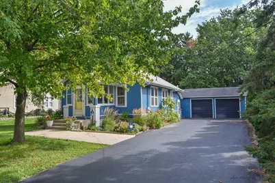 W282N6908  Main St, Merton, WI 53056 - Photo 4