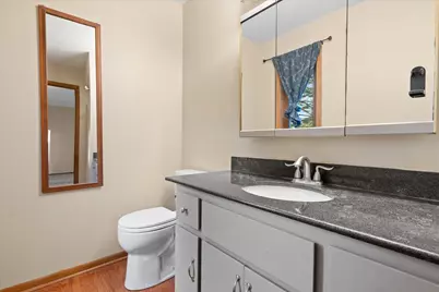 W5127  Hawkhunter Rd, Sugar Creek, WI 53121 - Photo 24