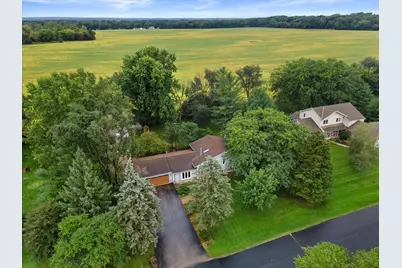 W5127  Hawkhunter Rd, Sugar Creek, WI 53121 - Photo 46
