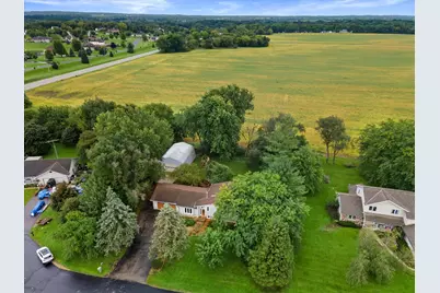 W5127  Hawkhunter Rd, Sugar Creek, WI 53121 - Photo 48