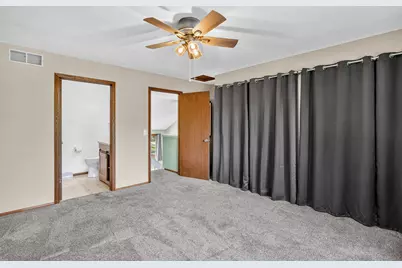 625  Tamarack Dr, West Bend, WI 53095 - Photo 14