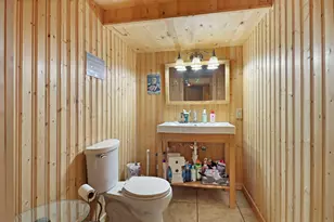 645 W Estate Ct, Elkhorn, WI 53121 - Photo 20