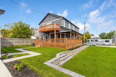 1107  Marshall Ave, South Milwaukee, WI 53172 - Photo 4