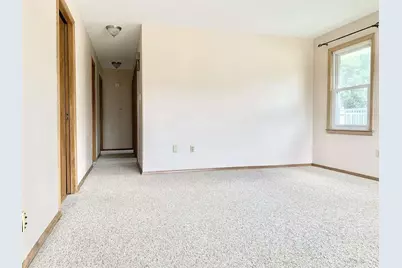 1508  Walnut St #Upper, South Milwaukee, WI 53172 - Photo 4