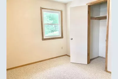 1508  Walnut St #Upper, South Milwaukee, WI 53172 - Photo 10