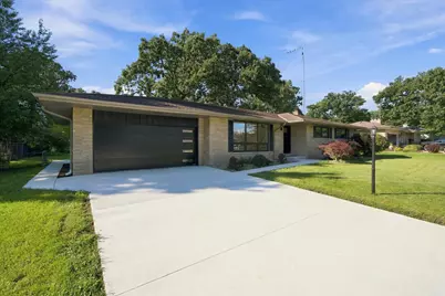 4205  86th Sts, Pleasant Prairie, WI 53142 - Photo 4