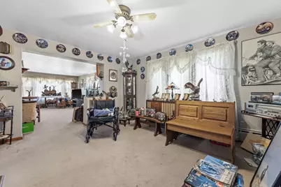 3957 E Holmes Ave, Cudahy, WI 53110 - Photo 12