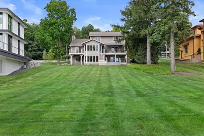 W303N2664  Maple Ave, Delafield, WI 53072 - Photo 32