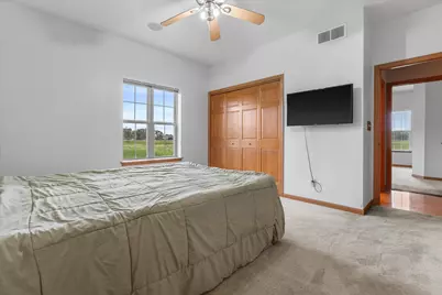 1246 S Wilson Ave, Hartford, WI 53027 - Photo 16
