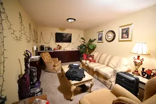 8647 N Servite Dr, Milwaukee, WI 53223 - Photo 8