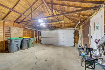 3285 N Knoll Blvd, Wauwatosa, WI 53222 - Photo 30