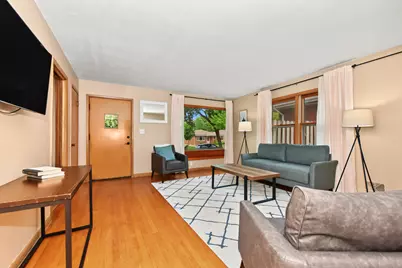1120 S 102nd St, West Allis, WI 53214 - Photo 6