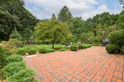 15025  Westover Rd, Elm Grove, WI 53122 - Photo 18