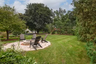 15025 Westover Rd, Elm Grove, WI 53122 - Photo 32