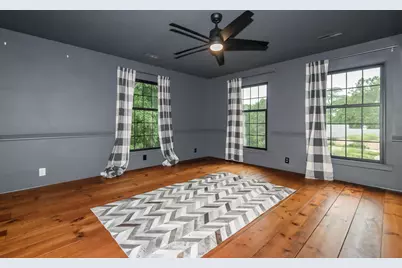 15025  Westover Rd, Elm Grove, WI 53122 - Photo 52