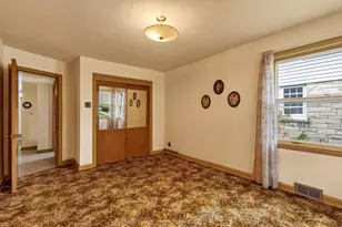 3579 S 14th St, Milwaukee, WI 53221 - Photo 10