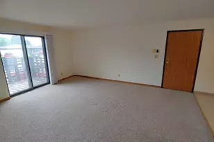 115 Carriage Way, Palmyra, WI 53156 - Photo 6