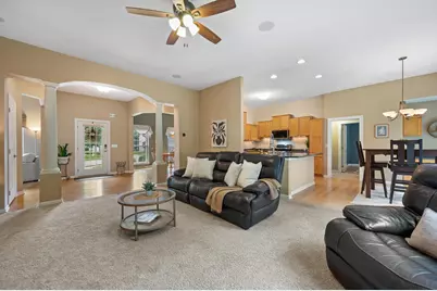 950  River Park Dr, Waukesha, WI 53189 - Photo 6