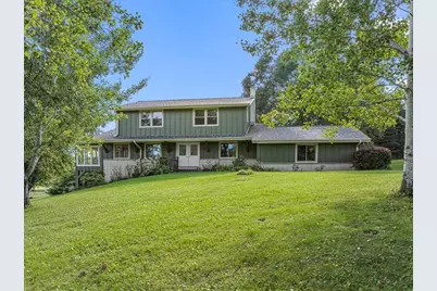 N5454  Crystal Springs Dr, Fredonia, WI 53021 - Photo 2