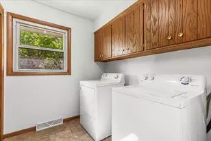 N5454 Crystal Springs Dr, Fredonia, WI 53021 - Photo 24