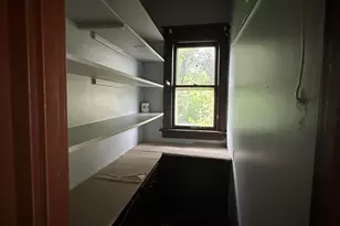 2222 W Finn Pl, Milwaukee, WI 53206 - Photo 12