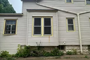 2222 W Finn Pl, Milwaukee, WI 53206 - Photo 22