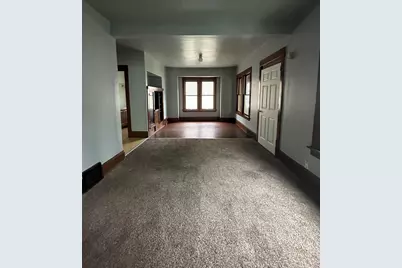 2222 W Finn Pl, Milwaukee, WI 53206 - Photo 4