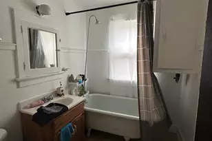 2222 W Finn Pl, Milwaukee, WI 53206 - Photo 18