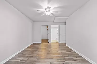 N80W12900  Fond Du Lac Ave #5, Menomonee Falls, WI 53051 - Photo 12