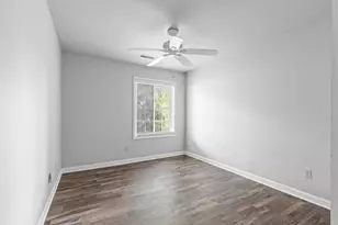 N80W12900 Fond du Lac Ave, Menomonee Falls, WI 53051 - Photo 16