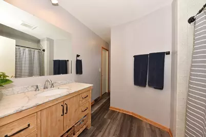5405 N Shasta Dr, Glendale, WI 53209 - Photo 16