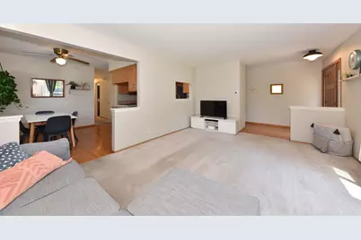 5405 N Shasta Dr, Glendale, WI 53209 - Photo 4