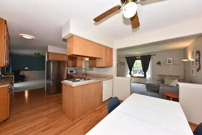 5405 N Shasta Dr, Glendale, WI 53209 - Photo 8