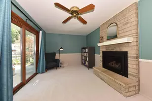 5405 N Shasta Dr, Glendale, WI 53209 - Photo 12