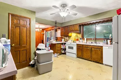 3121  Windsor Ln, Janesville, WI 53546 - Photo 8