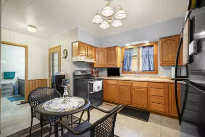 430  Cedar St, Hartford, WI 53027 - Photo 2