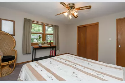 W276N1606  Spring Creek Dr, Pewaukee, WI 53072 - Photo 36