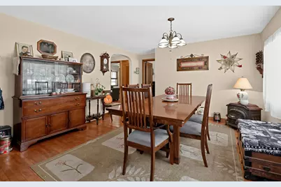 2515  Dombrowski Blvd, Racine, WI 53405 - Photo 6