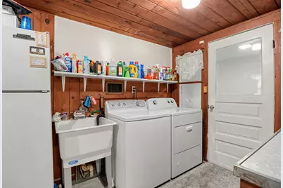 2515  Dombrowski Blvd, Racine, WI 53405 - Photo 18