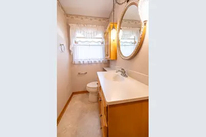 3828 E Van Eimeren Ave, Cudahy, WI 53110 - Photo 24
