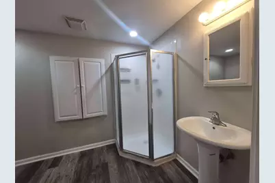 2028 W Michigan St, Milwaukee, WI 53233 - Photo 26