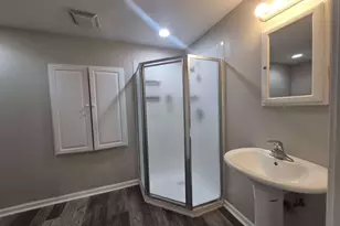 2028 W Michigan St, Milwaukee, WI 53233 - Photo 26