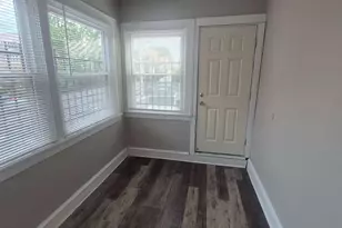 2028 W Michigan St, Milwaukee, WI 53233 - Photo 8